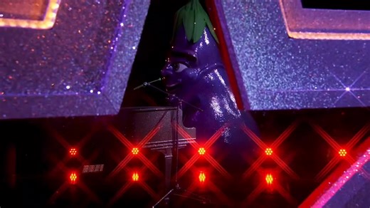 Eggplant's Dazzling Performance of 'Rocket Man'