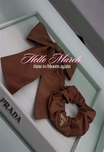 At Prada inside Aventura Mall and BABYYY spring & summer said “soft life only” 🌸👜 The colors? The bags? The sandals? I needed supervision 😩 My bank account after leaving there: “Ebony… be so serious.” 💳😭 #CapCut #aventura #prada #fashiontiktok #fypシ