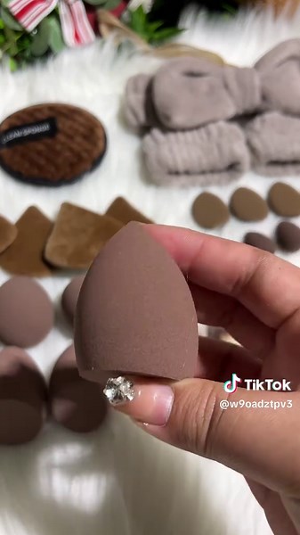 The Magic of Silky Makeup Brushes for Flawless Application