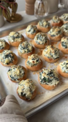 Mini Spinach Artichoke Bread Bowls are life 🙏 Get Kim Klatzkin's recipe: https://foodtv.com/3NxNlWp | Food Network