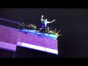 The Incredible Hulk Returns Hulk jumps off the laboratory building scene