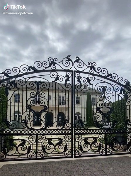 Beautiful Wrought Iron Gates for Your Driveway