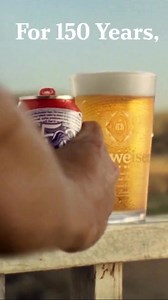 Alright, Budweiser finally got their shit together and dropped this EPIC new Super Bowl commercial! 🦅🐎 A baby Clydesdale horse befriends a little bald eagle chick, helps it grow up, and they literally take flight together to 'Free Bird' — it’s pure American awesomeness! About damn time they brought back that classic feel-good vibe. Who’s crying? (It’s just the sun in my eyes 😏) Check out the video — share if you’re proud to be American and ready for the Super Bowl! 🇺🇸🍺 #Budweiser #American