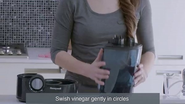 Honeywell HWM-705B HWM705B Filter Free Warm Moisture Humidifier, Black