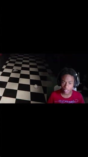 That little 💩 just bit me #fnaf #fivenightsatfreddys #horrorgaming