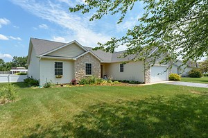 47235 Finch St, Mattawan, MI 49071 - MLS 23026057 - Coldwell Banker