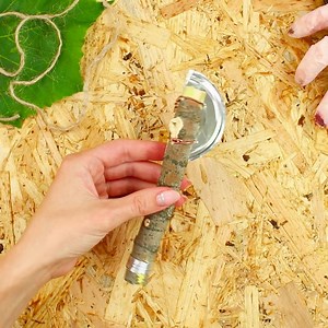 10 DIY Zombie Apocalypse Survival Hacks. Full video: https://youtu.be/6jvgiYeJ1sg | Troom Troom