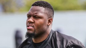 Raiders LB Curtis Lofton: New Man in the Middle