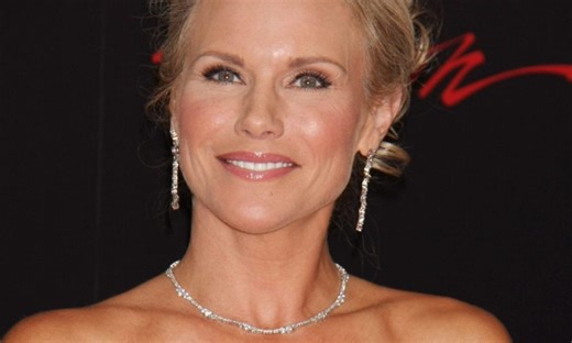 ‘Guiding Light’ Alum Beth Chamberlin Reveals Cancer Diagnosis and Navigating Through “Tough Times”