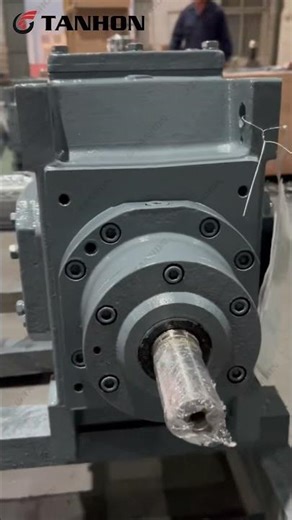 TANHON Wenzhou Flender Equivalent B3SH6-40-B Bevel Helical Industrial Gearbox with High Torque