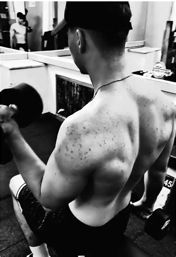 Cel mai mare adolescent din România, 100% natural!