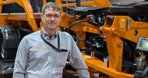 An automated approach to large square bale handling with the Transtacker