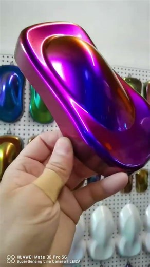 Perfect Color Match: Purple-to-Red Optical Chameleon Paint