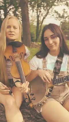 Keep My Skillet Good and Greasy 🍳✌🏻Cristina Vane on banjo! #fiddle #clawhammer #banjo #oldtime #bluegrass | Hillary Klug