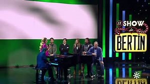 Laura Gallego canta el himno de Andalucía 🗣 Laura Gallego | El show de Bertín 🌐 http://csur.red/QM6L50I4YFs 📲 #ElMesDeAndalucía | CanalSur Radio y Televisión
