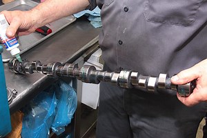 The Differences Between Flat Tappet and Roller Tappet Cams