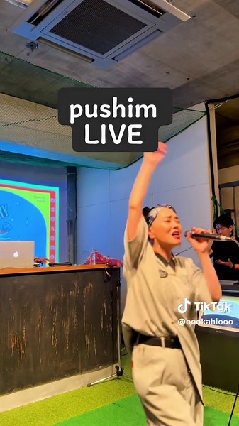 #pushim #reggae #心に刺さる歌声 #圧倒的歌唱力 #レゲエ 好きになって数十年 Live映像を初めて見た時涙が止まらなかった 心が揺さぶられた記憶 思い出と共に💓