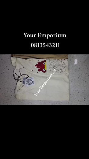 #SAMA28 #trendy #fashion #fashiontiktok #colourselector #apparel #tshirt