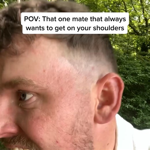 Always one up on the shoulders... Get the @lynx Lower Body Spray Now! #Lynx @lynx #LynxAmbassador #LynxLowerBody #bodyspray | Lynx