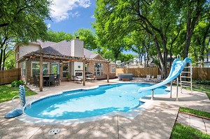 520 Sir Roland Dr, Grand Prairie, TX 75052 - MLS 20913835 - Coldwell Banker