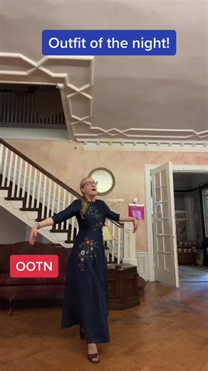 Celebrating Jewish Wedding Traditions and Outfits