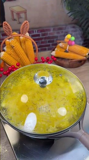 You can make the same popcorn from the movie theater at home in just a few minutes. It’s a pot o