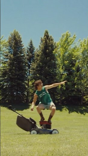 1 week of “Mr Electric Blue” ⚡️💙