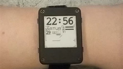 开源墨水屏手表Watchy，另一个固件InkWatchy 。编程arduino micropython