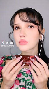 🍫👄 #asmrlips #asmrlipstick #chocolatelipstick #lipsasmr #liptutorials #liquidlipstickmatte #glitterlipstick #asmrmakeupsounds | Nadina Ioana