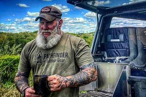 Dave Canterbury Biography - Net Worth, Career, House Fire, Store, Wife, Children, New Show | eBiographyPost