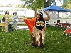 Native american Belly dancer- Yasaman Vr̥d'dhi of WildBelly