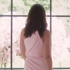 138 reactions · 7 comments | Embrace your beautiful with Estée Lauder Beautiful Magnolia Eau de Parfum. With notes of lush Magnolia, solar Gardenia, warm Woods and luminous Musk, the captivating floral fragrance expresses timeless beauty. | Macy's | Facebook