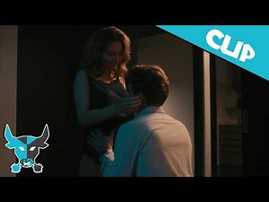 Un/Dressed (2024) - Hochzeitspläne | Clip (deutsch) HD