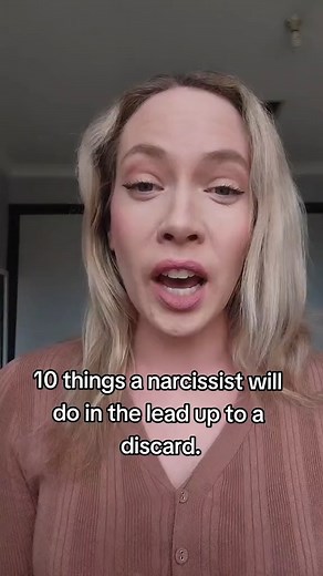 88K views · 2K reactions | 10 things a narcissist will do in the lead up to a discard. #narcaware #narcissistrecoverycoach #narctoksisterhood #narctalk #narctok #narcissisticmanipulation #narcissist #narcissism #narcissistdiscard #discardedbythenarc #narcissisticabuserecovery #npdaware #narctokadvice #narcissisticrelationship #narcissisticabuserecoverycoaching | Claire Auden | Facebook