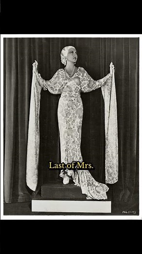 The Silent Symphony of Stardom: A Vintage Hollywood Whisper