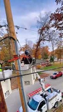 ⚡ Legendary Lineman Work | Amazing Power Line Skills & Electrical Action