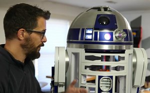 DIY一台1:1的星球大战中的R2-D2机器人Making R2-D2