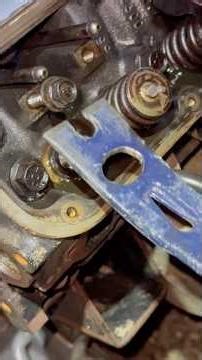 EASY DIY VALVE SPRING TOOL #enginerepair #valvespringtool #valveseal #diy #diyrepair