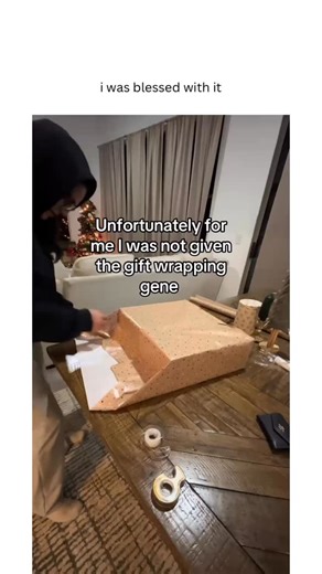 JustforgirlsA on Instagram: "Claim your Amazon gift card in bio 🎁 💄 5 glow-up tips for your everyday routine ✨ step 1: hydrate like a queen 💧👑 drink enough water—it’s the most underrated beauty hack. glowing skin starts inside. 🌸 step 2: skincare before makeup 🧴 moisturize + sunscreen are non-negotiable. your future self will thank you. ☀ step 3: lips need love too 💋 use balm or a gentle scrub to keep them soft. healthy lips = smoother lipstick looks. 💄 step 4: beauty sleep matters 🌙 re