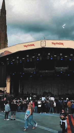 BIG NEWS INCOMING🚨🎶 Next week we announce three more headliners for TK Maxx presents Live at The Piece Hall. Keep an eye on our socials Monday 27 and Tuesday 28. You don't want to miss this... 👀 💫 Don't forget that Club 1779 members get exclusive access to presale tickets for all shows. Not a member yet? Sign up now: www.thepiecehall.co.uk/support-us/become-a-member/ | The Piece Hall