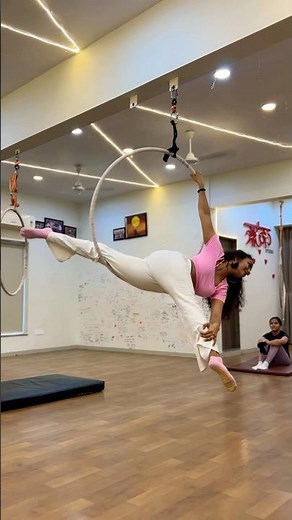 Aerial Hoop Beginner friendly flow from Hocks-stag-mermaid-amazon🦋