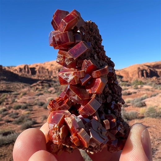 Heirloom Self Standing Larger Ruby Red Vanadinite Cluster • Over 1/3 of a Pound Vanadanite From Midbladen Morocco Burgundy Thick Crystal - Etsy