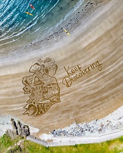 74K views · 716 reactions | Watch as this masterpiece of sand art is created by artist Sean Corcoran, The Art Hand! Measuring 11 stories high and 220 feet wide, it took over 6 hours to complete! What more will you discover this summer?  #KeepDiscovering | Discover Ireland | Facebook