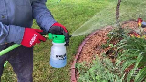 Chapin G390 Hose End Sprayer for Water Soluble Materials, 20 Gallon, 32 Ounce Tank, Finger Control and Backflow Prevention, for Spraying Lawns, Weeds, Insects, Fertilizers, Translucent White