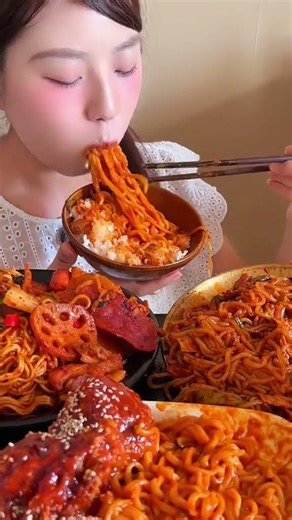 Homemade Delights: Stir-Fried Rice Noodles with Snails, Fried Chicken & Turkey Noodles