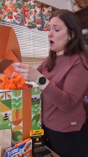 Day 9 of Opening The Home Depot's Countdown to Spring Box