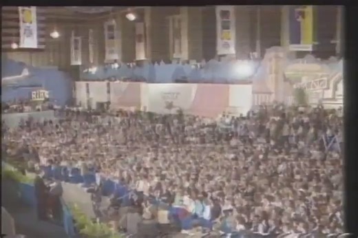 President Reagan reacts to a balloon popping during his speech in 1987 #Reagan #Trump | History Cool Kids