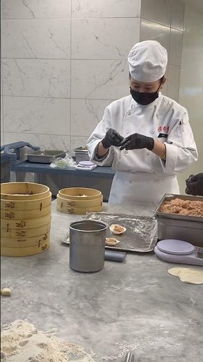 Watch Chinese Dumpling Making at Din Tai Fung, Las Vegas’s #1 Rated Chinese Restaurant