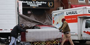 WSJ News Exclusive | New York State Shuts Funeral Home for ‘Egregious Violations’ at Height of City’s Covid-19 Surge