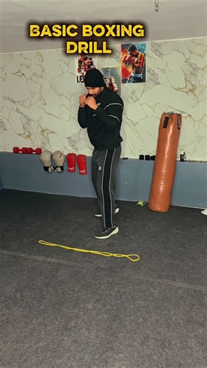 dixit.. 🇮🇳 on Instagram: "Learn Boxing Basics: Essential Drills for Beginners #boxingworkout #boxingbasics #learnboxing"